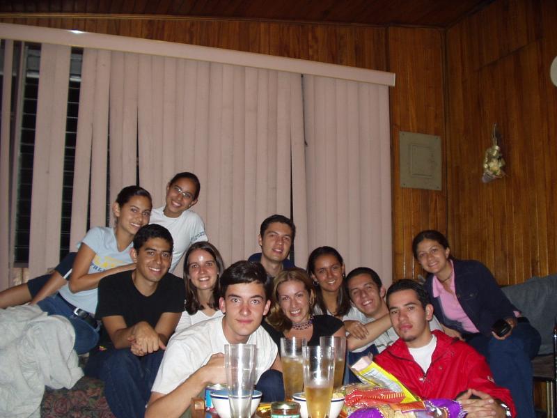 Sobrevivientes esa noche en la casa de los Maldonado.
