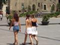 ... haca mucho calor en Barcelona.