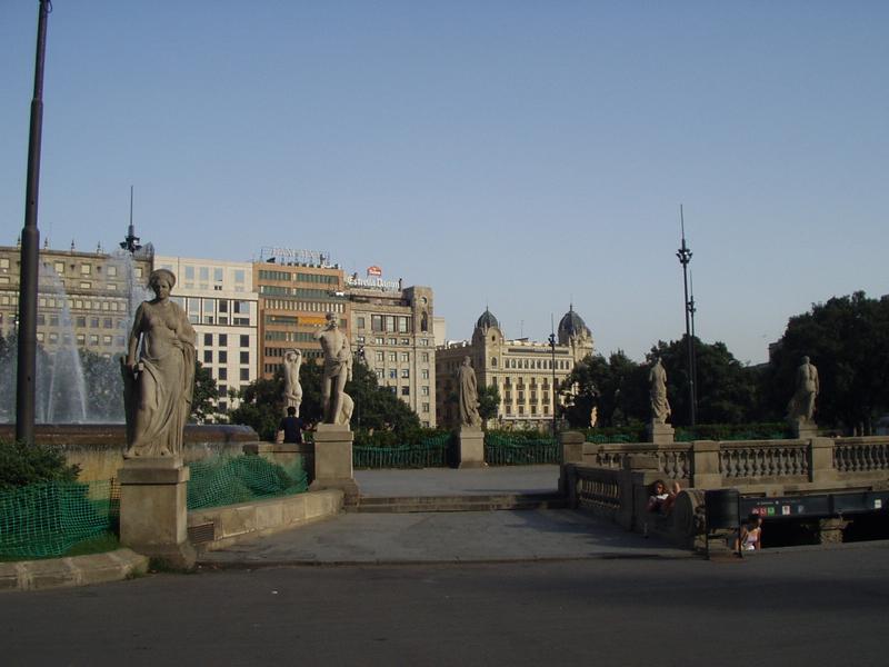 Back in the Catalunya Square.