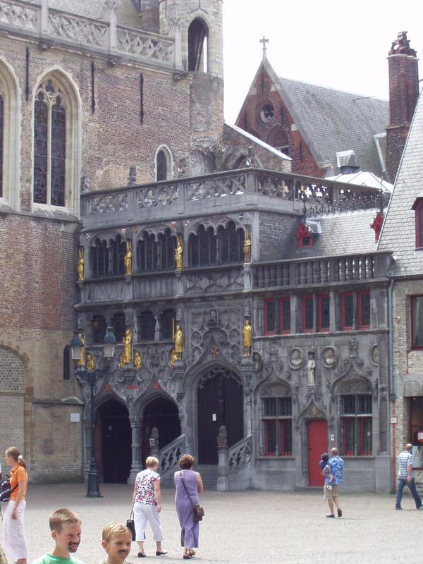 Another old building, as the rest