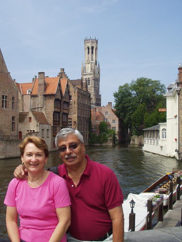 Mis paps en uno de los canales, verdadera foto de postal