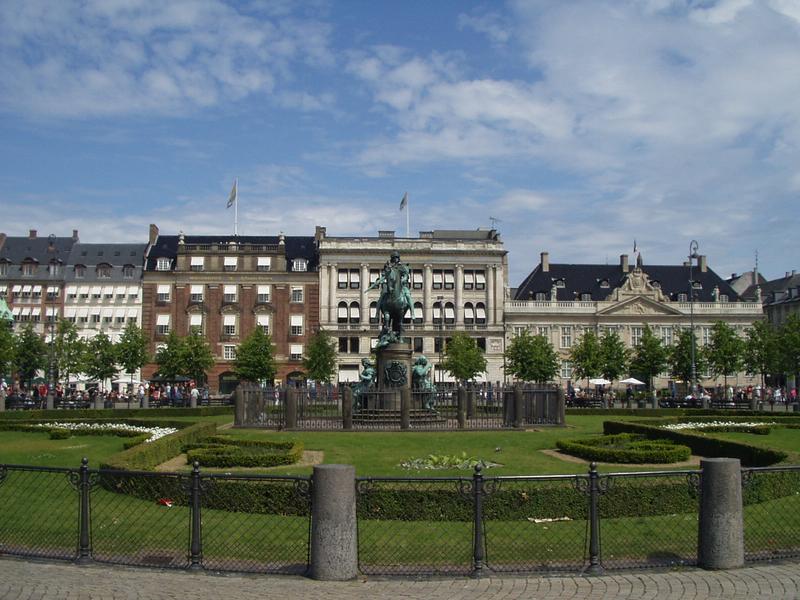 General view of the square