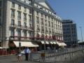 Un hotel. Bien caro.