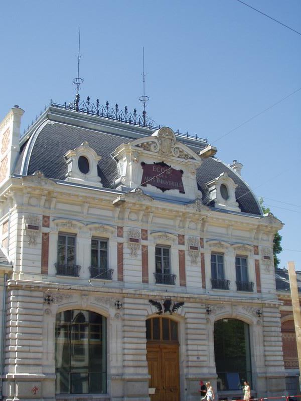 Escuela de Artes Industriales.