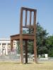 Monumento al desminado.