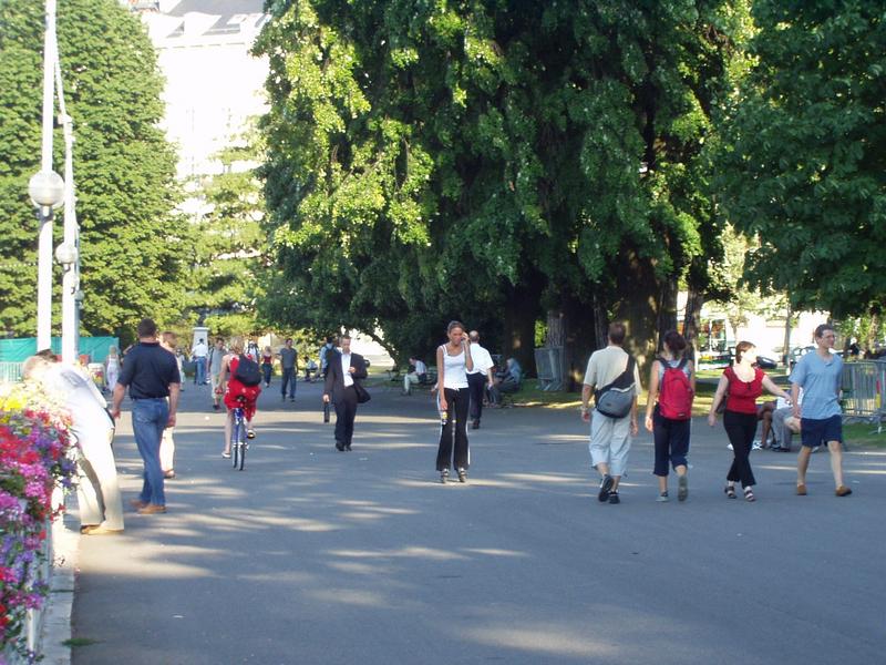 Otra patinadora.