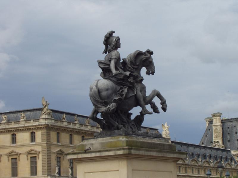 Escultura a la entrada