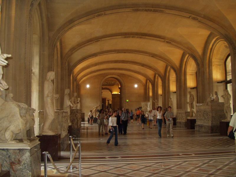 Hall with sculptures from Greece and Rome.