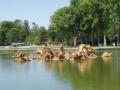 The fountain. Another angle.