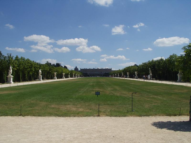 El palacio.. all largo..