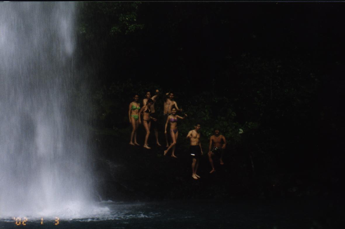 Apenas llegaron a la catarata